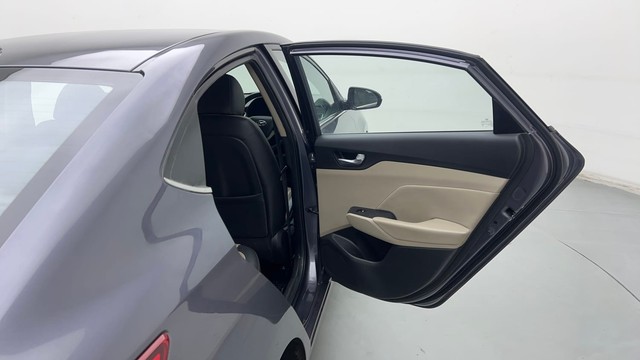 Second-hand 2018 Hyundai Verna 1.6 SX VTVT AT for sale in Gurgaon-24