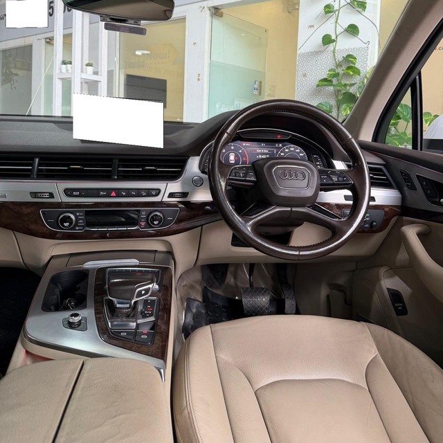 Audi Q7 45 TDI Quattro Premium Plus Second-hand 2018 Audi Q7 45 TDI Quattro Premium Plus for sale in Hyderabad-9