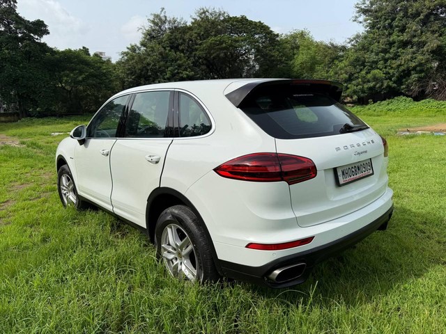 Second-hand 2015 Porsche Cayenne Diesel for sale in Mumbai-4