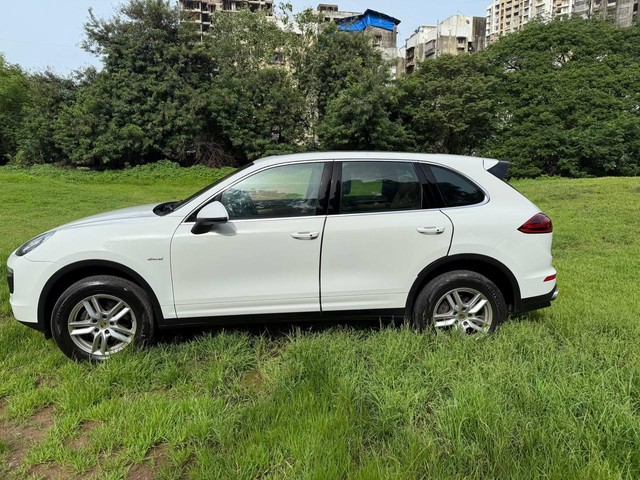 Second-hand 2015 Porsche Cayenne Diesel for sale in Mumbai-5