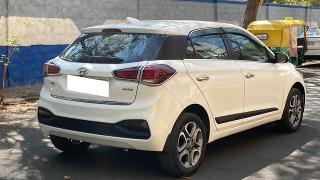 Second-hand 2019 Hyundai i20 Petrol Asta Option for sale in Bangalore-7