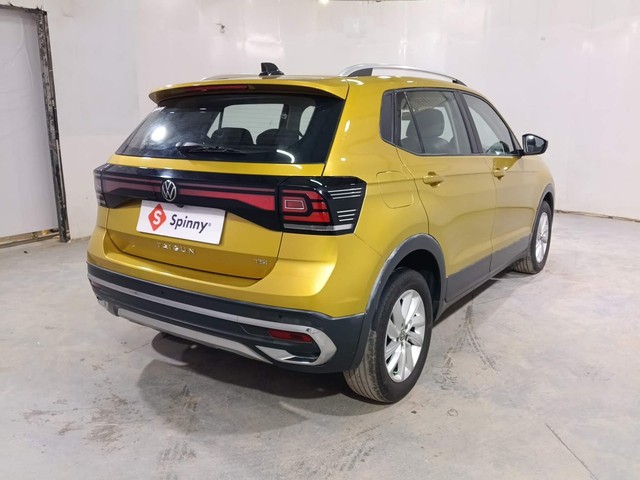 Second-hand 2022 Volkswagen Taigun 1.0 Highline for sale in Kochi-3