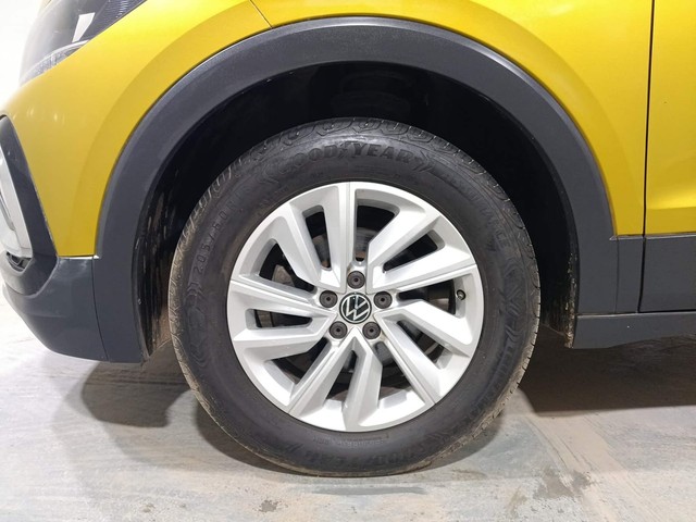 Second-hand 2022 Volkswagen Taigun 1.0 Highline for sale in Kochi-20