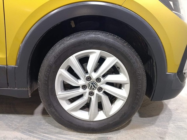 Second-hand 2022 Volkswagen Taigun 1.0 Highline for sale in Kochi-17