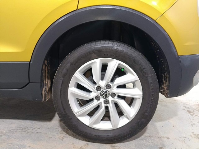 Second-hand 2022 Volkswagen Taigun 1.0 Highline for sale in Kochi-19