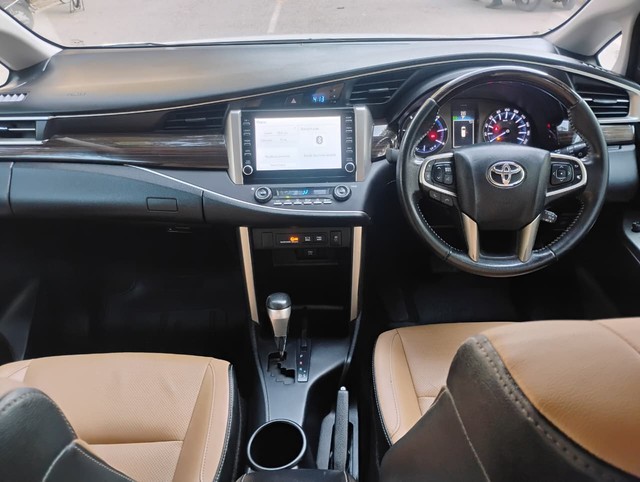 Toyota Innova Crysta 2.4 ZX 7 STR AT Second-hand 2022 Toyota Innova Crysta 2.4 ZX 7 STR AT for sale in Agra-15