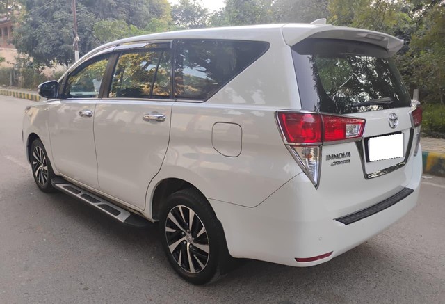 Toyota Innova Crysta 2.4 ZX 7 STR AT Second-hand 2022 Toyota Innova Crysta 2.4 ZX 7 STR AT for sale in Agra-7