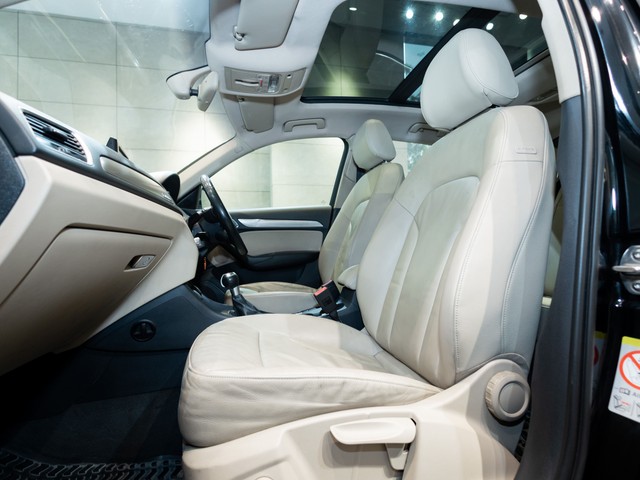 Second-hand 2016 Audi Q3 30 TDI for sale in Kolkata-16