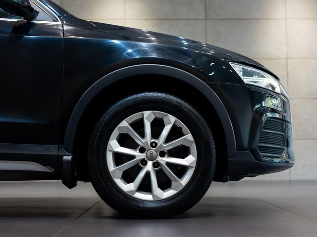 Second-hand 2016 Audi Q3 30 TDI for sale in Kolkata-18