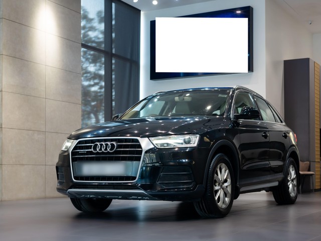 Second-hand 2016 Audi Q3 30 TDI for sale in Kolkata-3