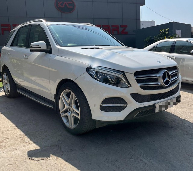 Second-hand 2017 Mercedes-Benz GLE 250d for sale in New Delhi-0