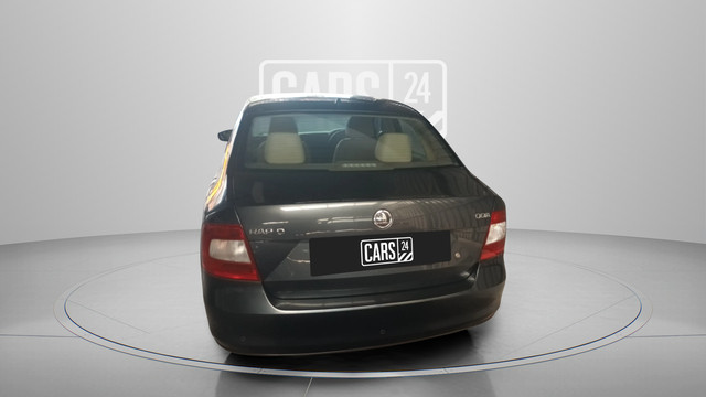Second-hand 2016 Skoda Rapid 1.6 MPI AT Style Plus for sale in Chennai-7