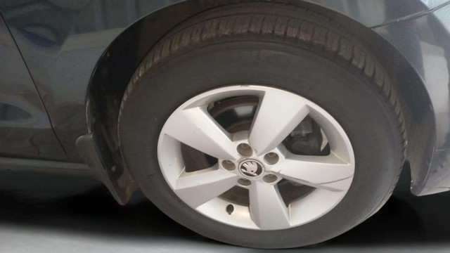 Second-hand 2016 Skoda Rapid 1.6 MPI AT Style Plus for sale in Chennai-17