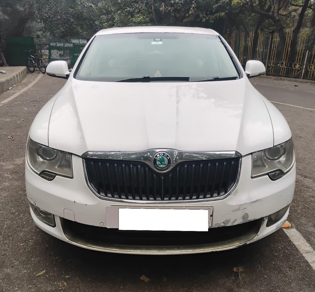 Second-hand 2012 Skoda Superb 1.8 TSI MT for sale in Agra-6