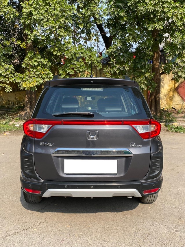 Honda BR-V i-VTEC VX MT Second-hand 2017 Honda BR-V i-VTEC VX MT for sale in New Delhi-2