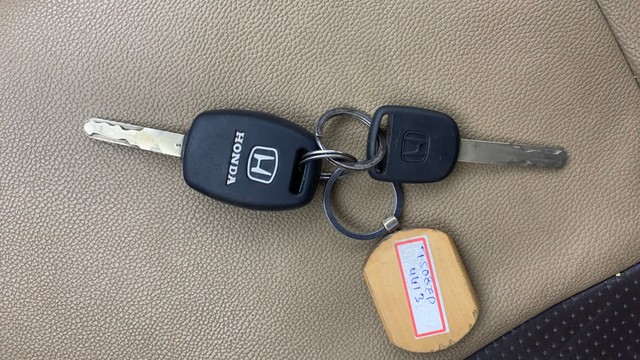 Second-hand 2015 Honda Amaze S i-Vtech for sale in Hyderabad-9