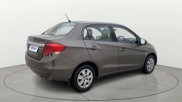 Second-hand 2015 Honda Amaze S i-Vtech for sale in Hyderabad-13