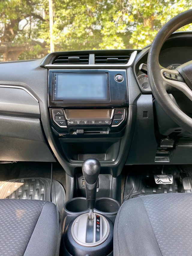 Honda BR-V i-VTEC V CVT Second-hand 2017 Honda BR-V i-VTEC V CVT for sale in New Delhi-14