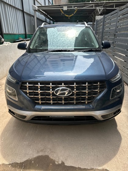 Second-hand 2020 Hyundai Venue SX Plus Turbo DCT for sale in Chennai
