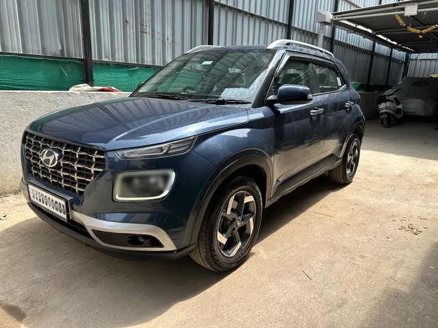 Second-hand 2020 Hyundai Venue SX Plus Turbo DCT for sale in Chennai-3