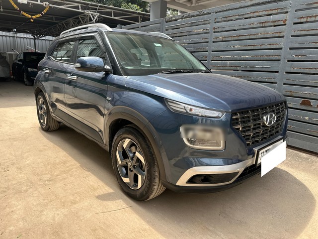 Second-hand 2020 Hyundai Venue SX Plus Turbo DCT for sale in Chennai-5