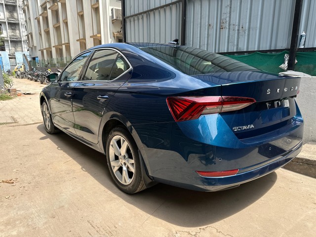 Second-hand 2022 Skoda Octavia Style for sale in Chennai-6