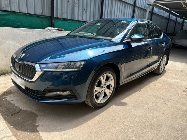 Second-hand 2022 Skoda Octavia Style for sale in Chennai-2