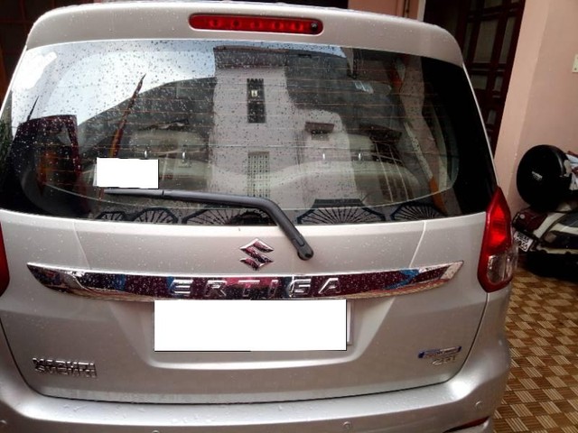 Second-hand 2017 Maruti Suzuki Ertiga SHVS ZDI for sale in Faizabad-4
