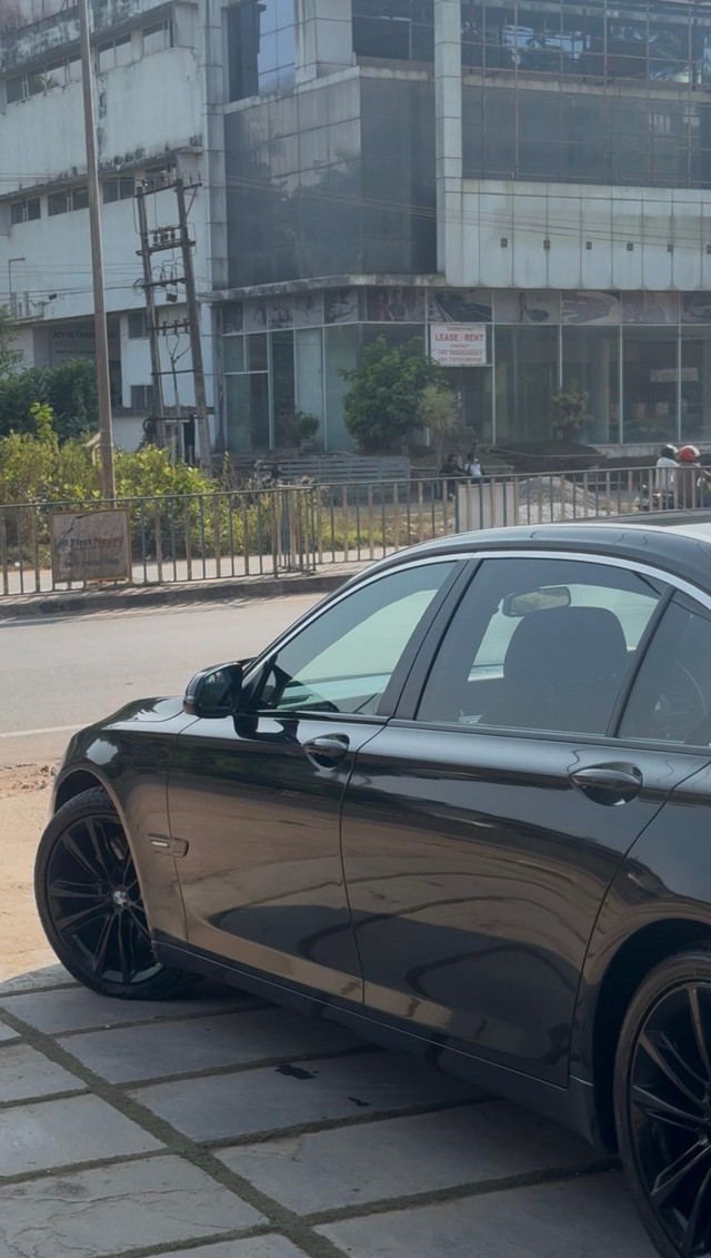 Second-hand 2014 BMW 7 Series 750Li for sale in New Delhi-4