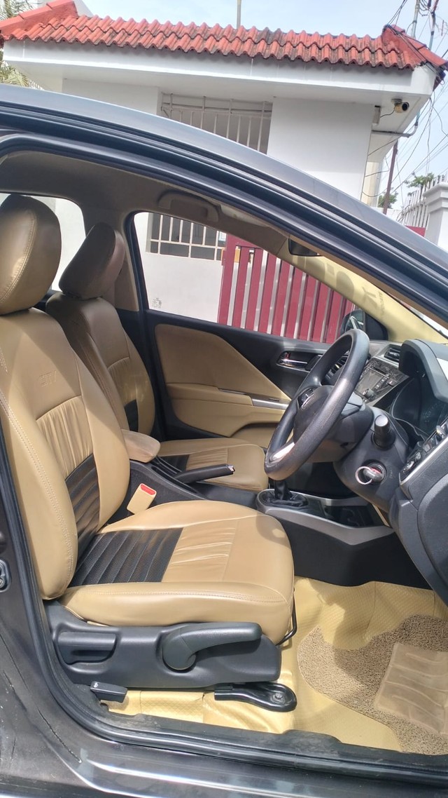 Honda City i VTEC V Second-hand 2016 Honda City i VTEC V for sale in Coimbatore-17