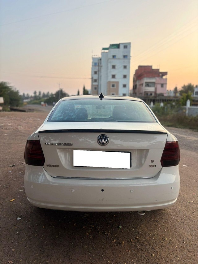 Second-hand 2013 Volkswagen Vento Diesel Highline for sale in Miraj-1