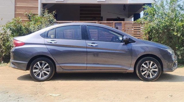 Second-hand 2020 Honda City V MT for sale in Coimbatore-1
