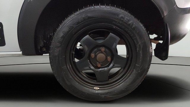 Second-hand 2019 Renault Triber RXZ for sale in Pune-29