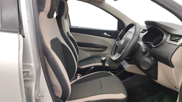 Second-hand 2019 Renault Triber RXZ for sale in Pune-26