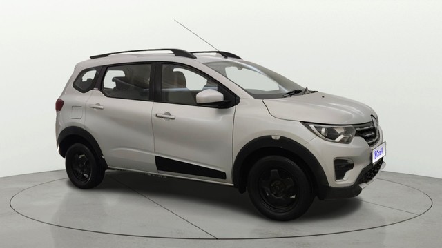 Second-hand 2019 Renault Triber RXZ for sale in Pune-12
