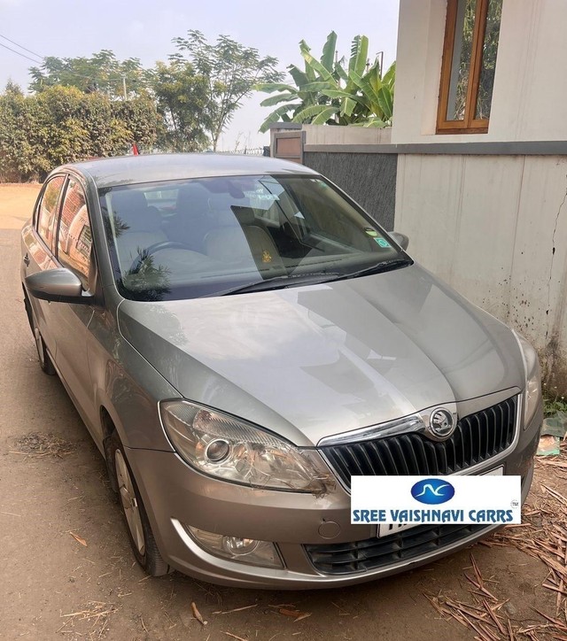 Second-hand 2016 Skoda Rapid 1.5 TDI AT Style Plus for sale in Coimbatore-1