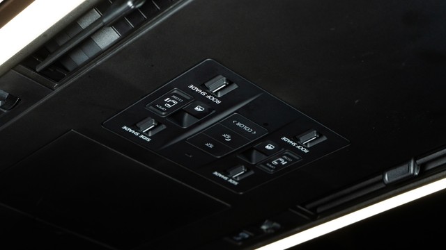 Toyota Vellfire VIP Executive Lounge Second-hand 2025 Toyota Vellfire VIP Executive Lounge for sale in New Delhi-24