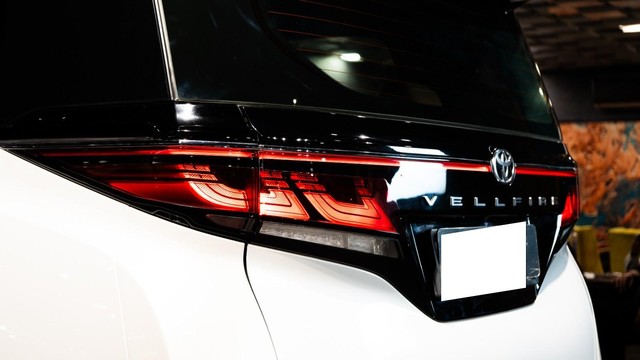 Toyota Vellfire VIP Executive Lounge Second-hand 2025 Toyota Vellfire VIP Executive Lounge for sale in New Delhi-6