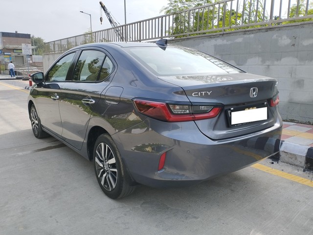 Second-hand 2021 Honda City ZX CVT for sale in New Delhi-10