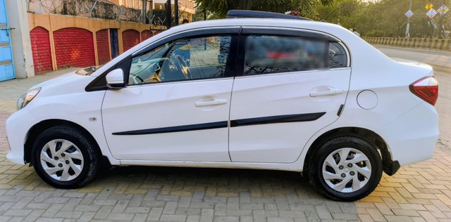 Honda Amaze S i-VTEC Second-hand 2017 Honda Amaze S i-VTEC for sale in New Delhi-2