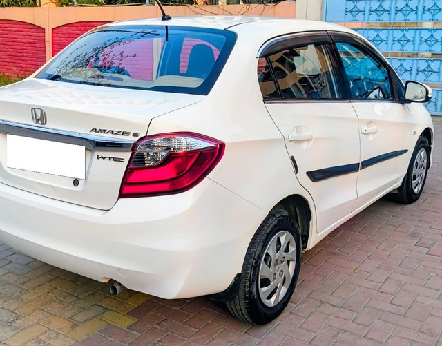 Honda Amaze S i-VTEC Second-hand 2017 Honda Amaze S i-VTEC for sale in New Delhi-6