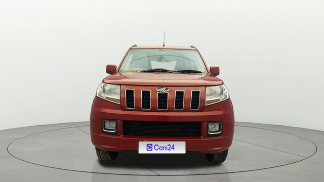 Second-hand 2017 Mahindra TUV 300 T8 for sale in Kochi-7