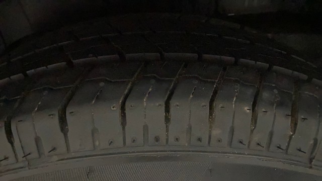 Second-hand 2017 Mahindra TUV 300 T8 for sale in Kochi-29