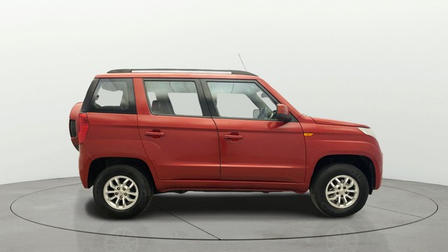 Second-hand 2017 Mahindra TUV 300 T8 for sale in Kochi-1