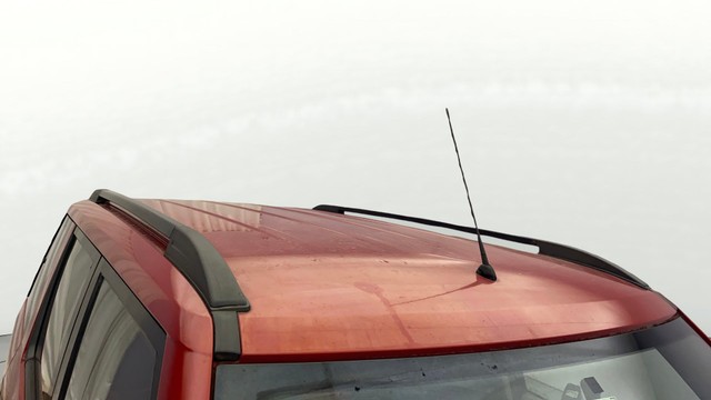 Second-hand 2017 Mahindra TUV 300 T8 for sale in Kochi-8