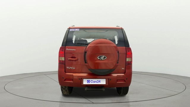 Second-hand 2017 Mahindra TUV 300 T8 for sale in Kochi-3