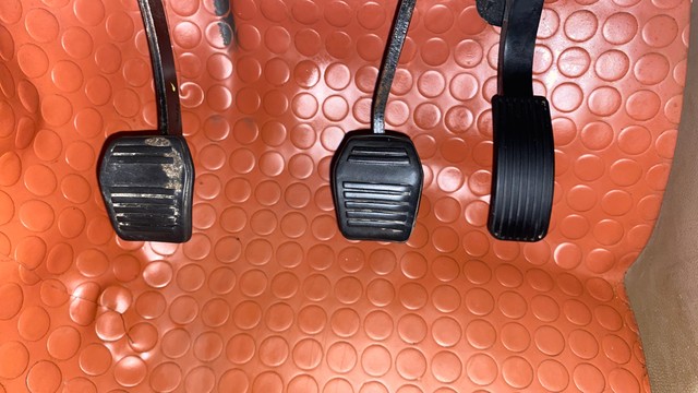 Second-hand 2017 Mahindra TUV 300 T8 for sale in Kochi-14