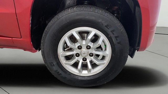 Second-hand 2017 Mahindra TUV 300 T8 for sale in Kochi-23