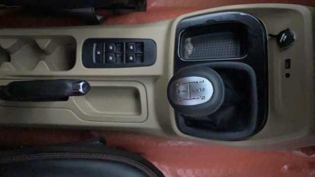 Second-hand 2017 Mahindra TUV 300 T8 for sale in Kochi-13