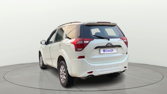 Second-hand 2019 Mahindra XUV500 W5 for sale in Jaipur-4